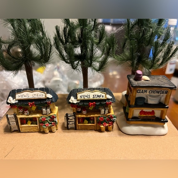 Christmas Village sets - Picture 8 of 10